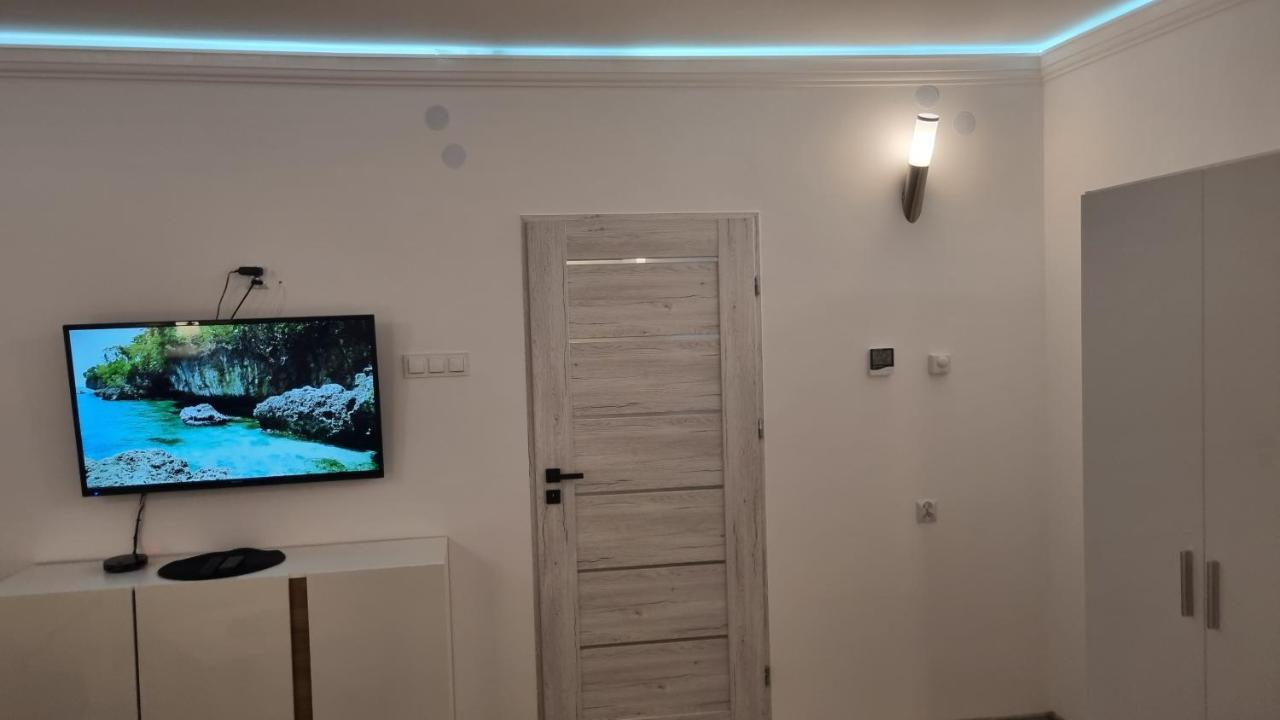 Etna 3 Dom Z Parkingiem Rzeszow Morgowa Apartment Exterior photo